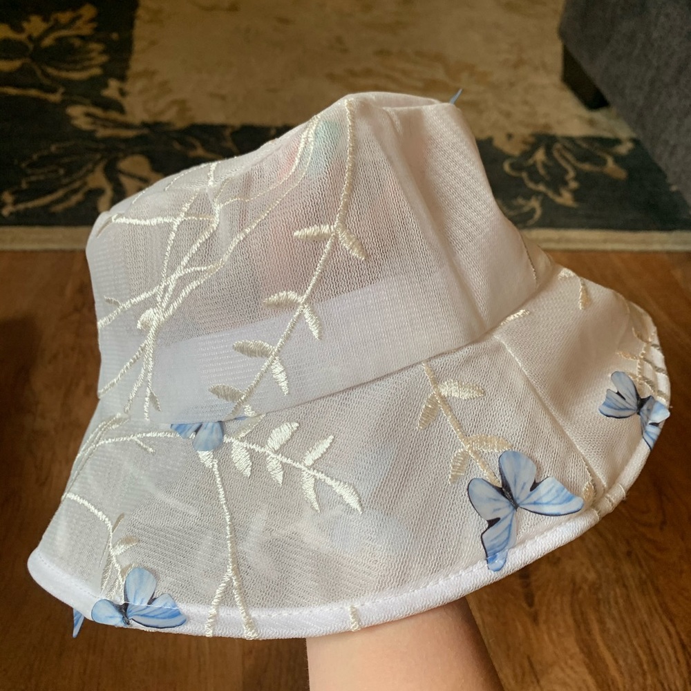 Embroidery butterfly hat